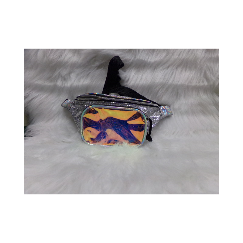 Riñonera plateada. Segunda mano.