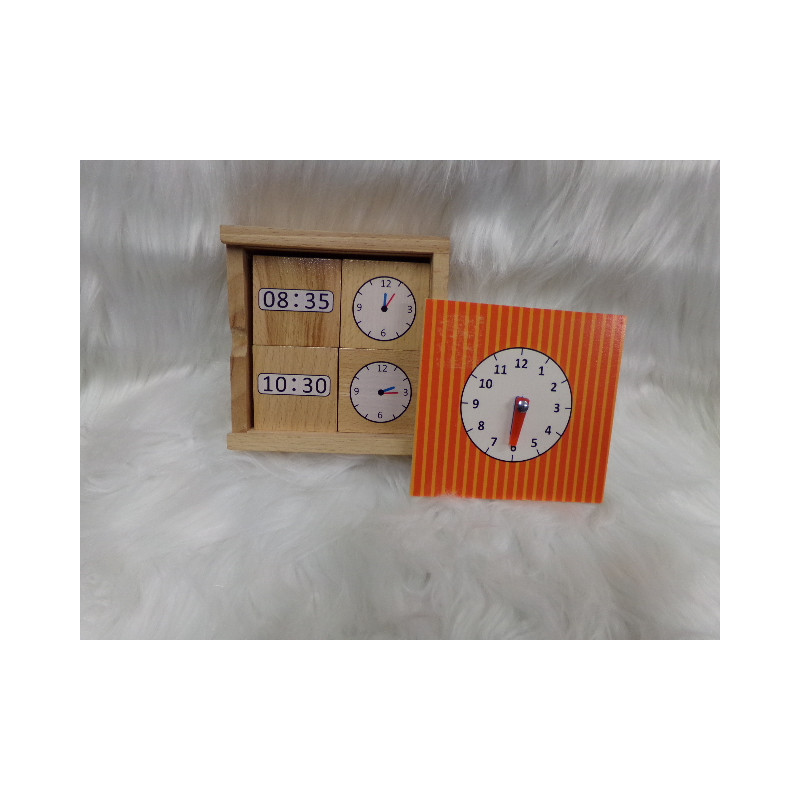 Reloj puzzle de madera. Segunda mano.