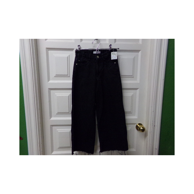 Pantalón vaquero Zara 10 años. Segunda mano.