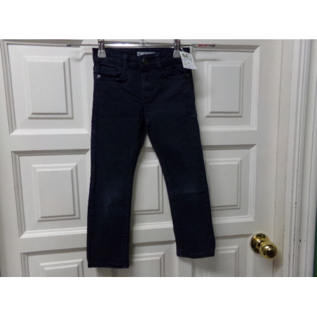 Pantalón vaquero azul 4 años. Segunda mano.