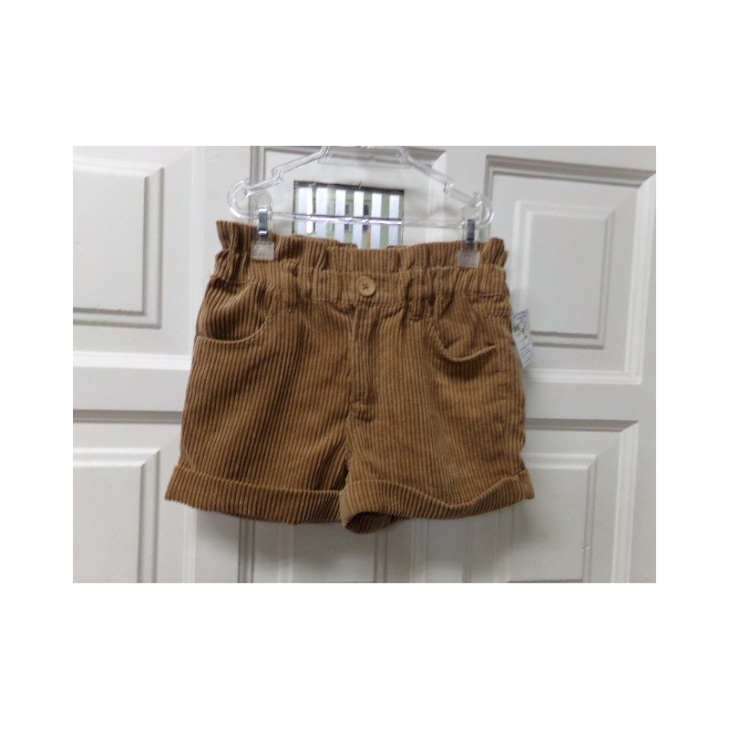Pantalón corto pana 6-7 años. Segunda mano.