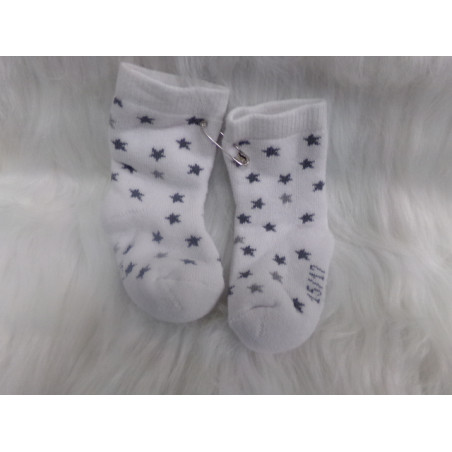 Calcetines estrellitas nº 15-17. Sin uso.