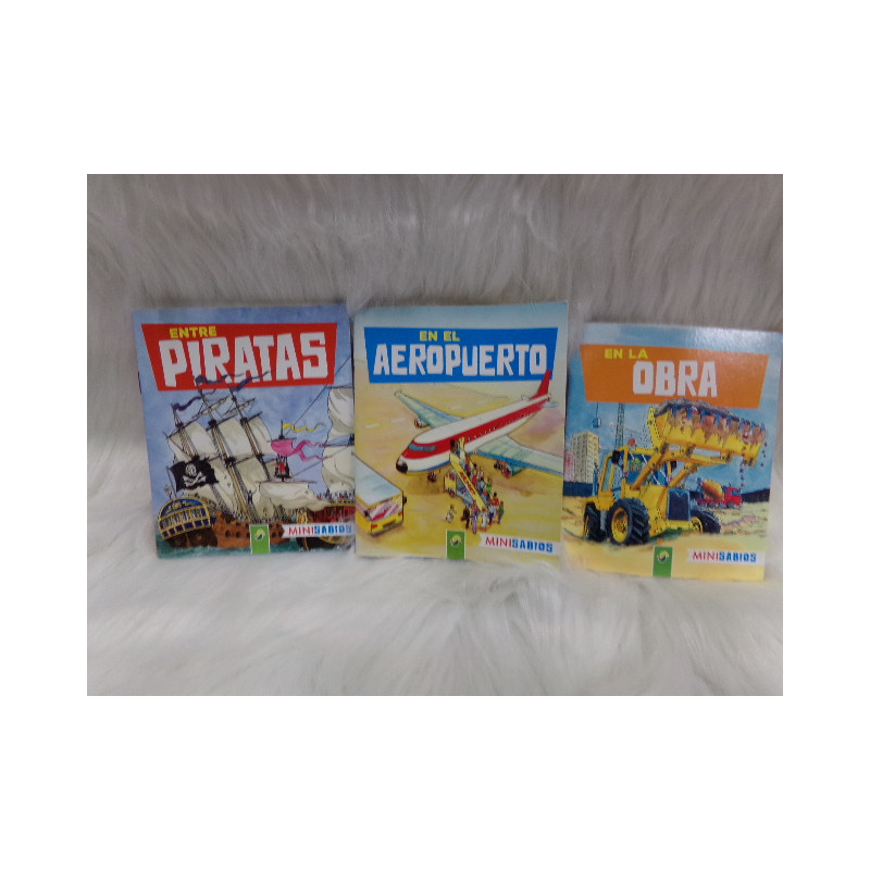 3 libros, entre piratas, en el aeropuerto y en la obra. Segunda mano.