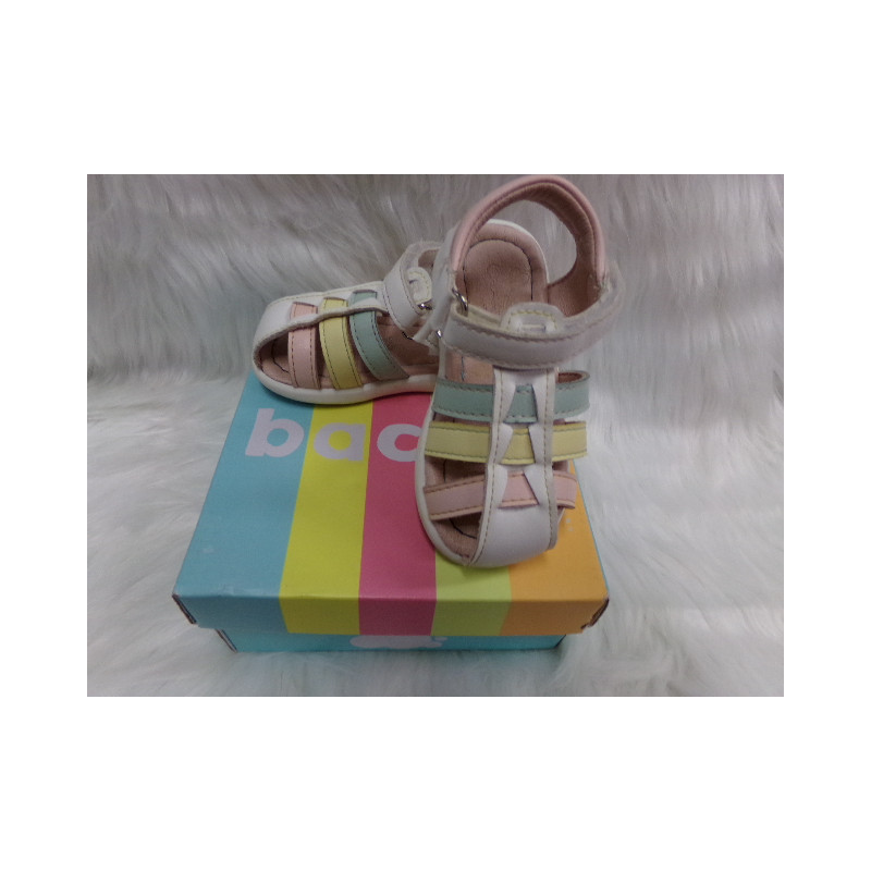 Sandalias nº 21 Bache. Segunda mano.