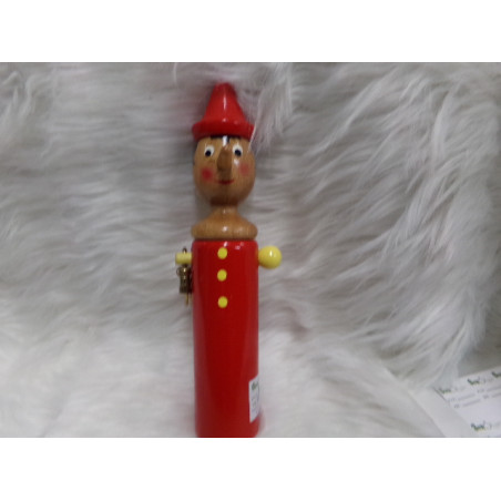 Hucha madera pinocho. Segunda mano.