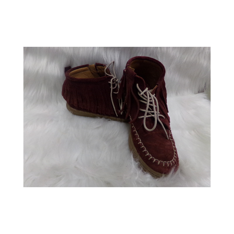 Zapato granate ante nº 31. Segunda mano.