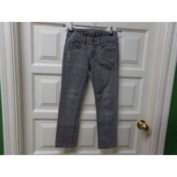 Pantalón vaquero Zara 8 años. Segunda mano.