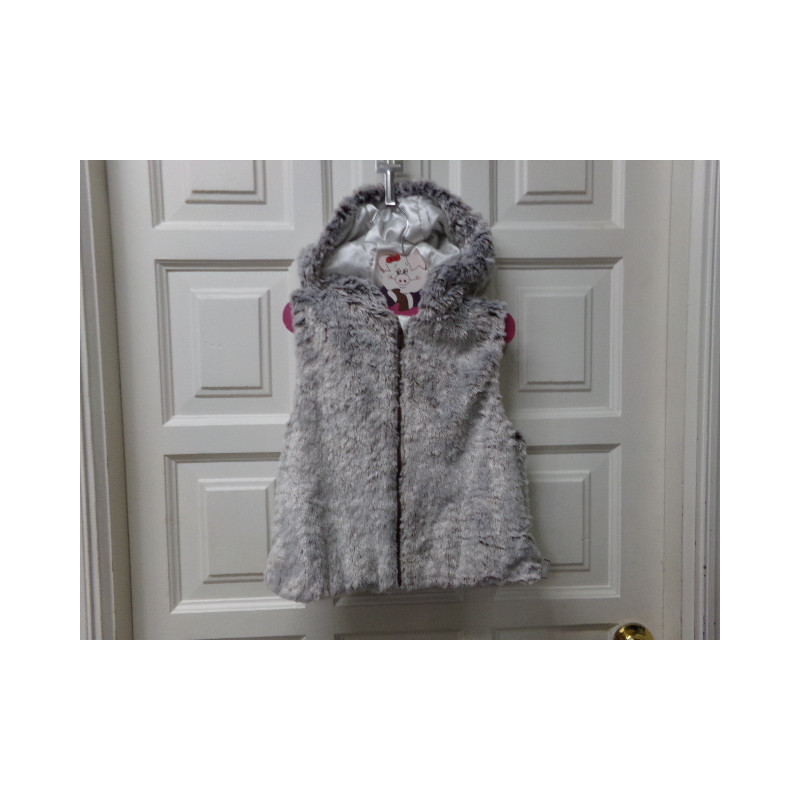 Chaleco pelito 12 años. Segunda mano.