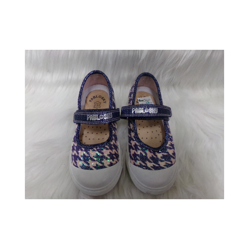 Tenis loneta Pablosky nº 27. Segunda mano.