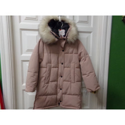 Plumas Zara 9 años. Segunda mano.