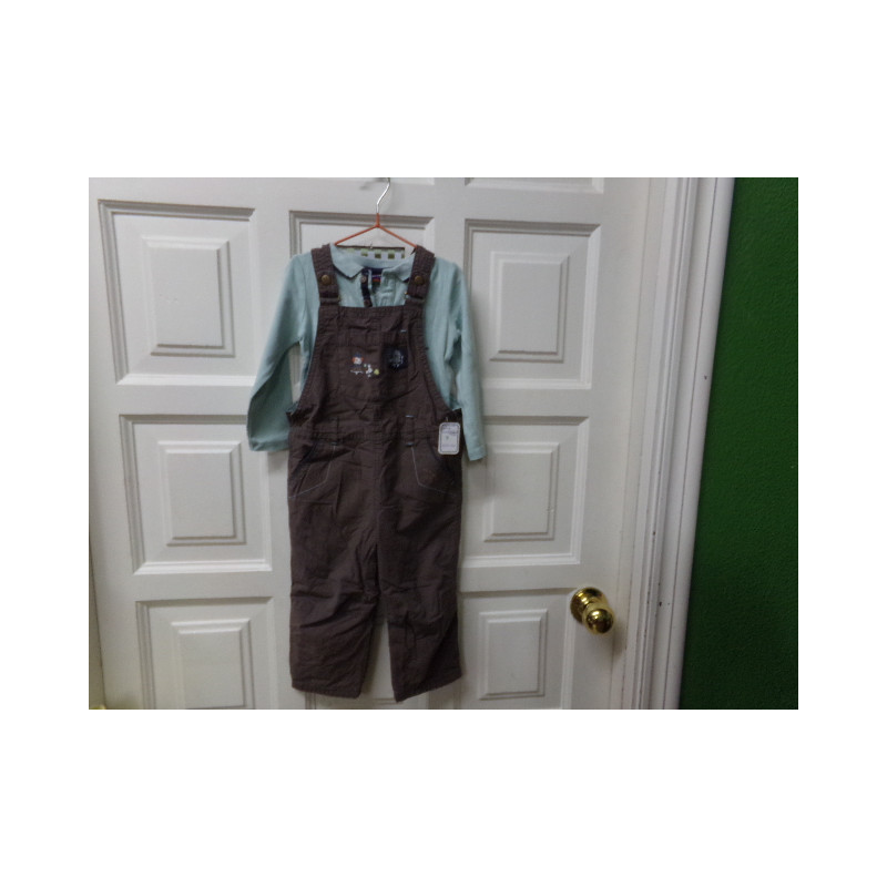 Peto y camiseta Sargent Major 18 meses. Segunda mano.