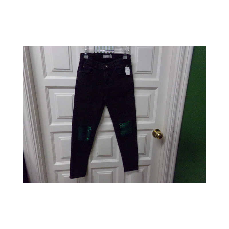 Pantalón vaquero Zara 9 años. Segunda mano.
