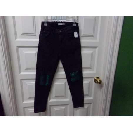 Pantalón vaquero Zara 9 años. Segunda mano.