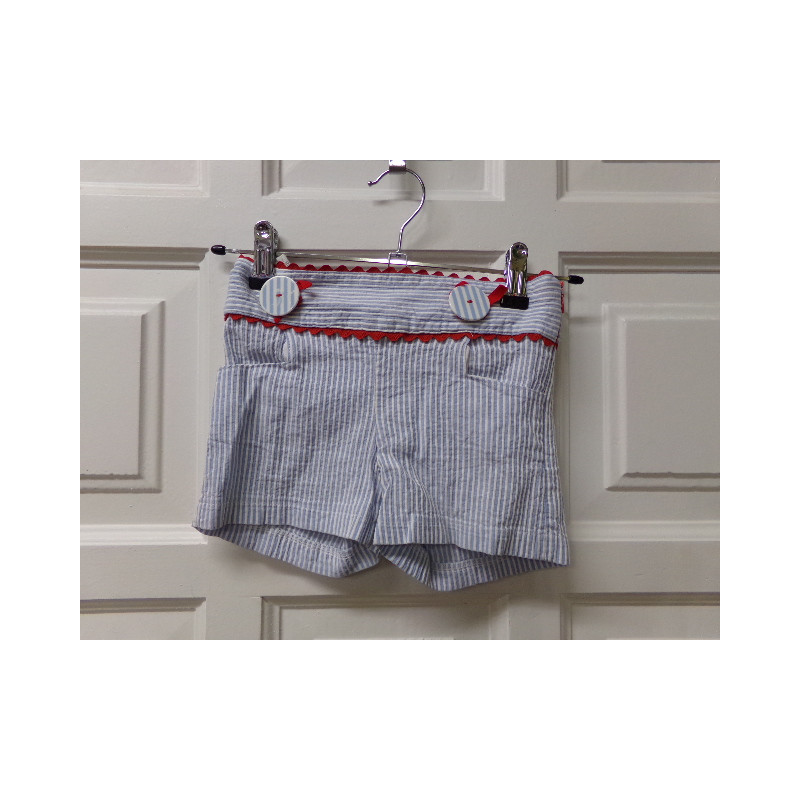 Pantalón corto 8 años. Segunda mano.