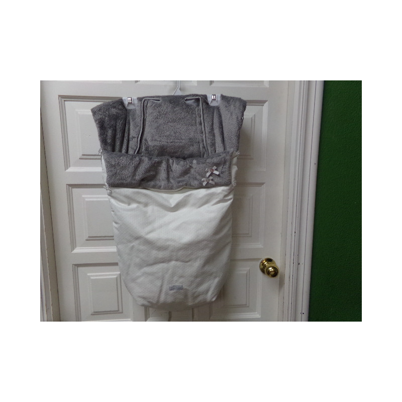 Saco silla invierno Petit Koala polipiel. Segunda mano.