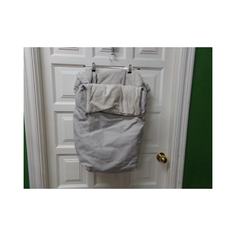 Saco silla paseo polipiel gris Tuc Tuc. Segunda mano.