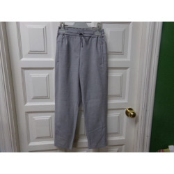 Pantalón gris Zara niña 10 años. Segunda mano.