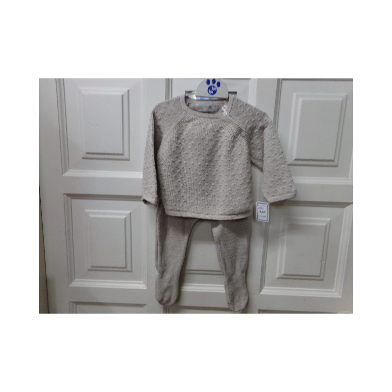 Conjunto punto Zara 3 meses. Segunda mano.