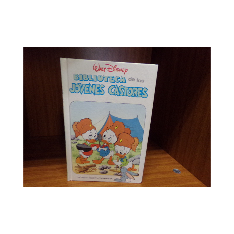 Libro jóvenes castores. Segunda mano.