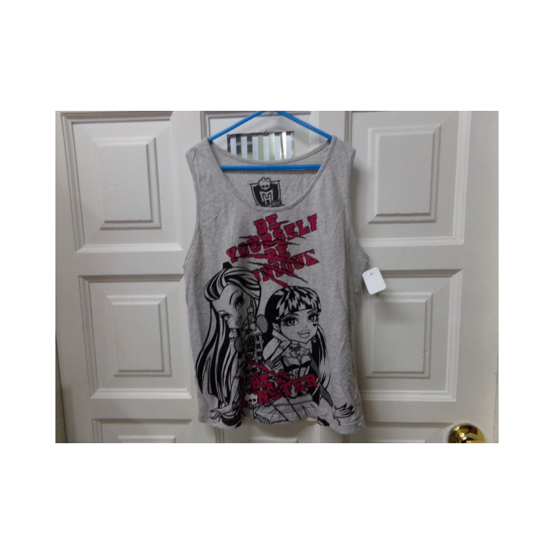 Camiseta tirantes Monster 9-10 años. Segunda mano.