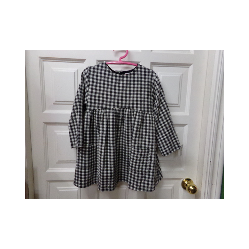 Vestido cuadros Zara 4-5 años. Segunda mano.