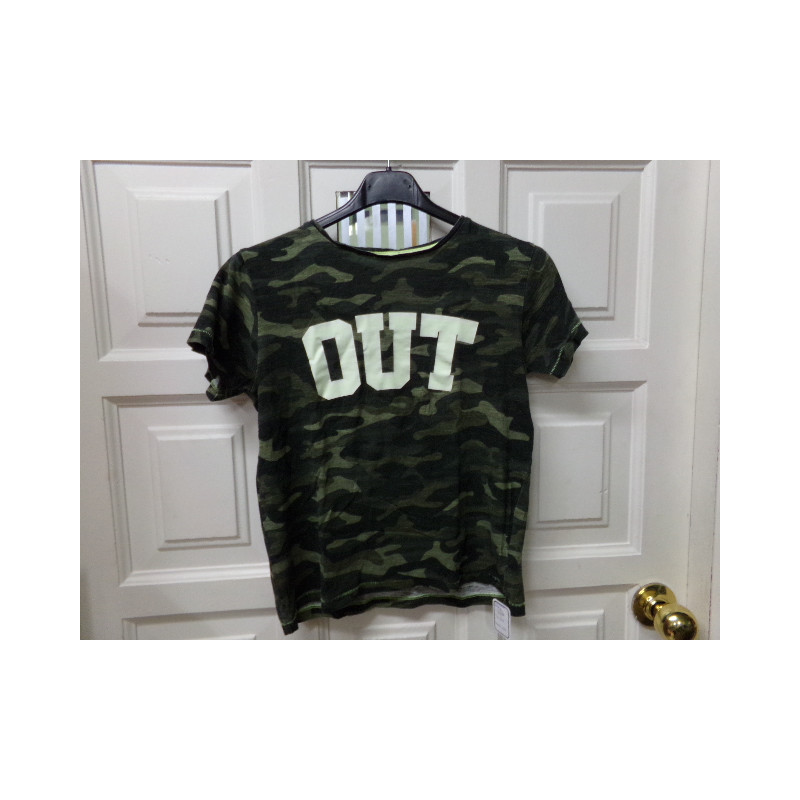 Camiseta camuflaje 10 años. Segunda mano.