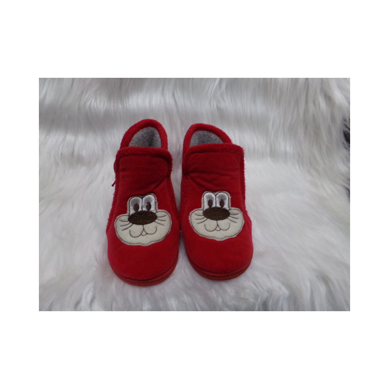 Zapatillas casa nº 27. Segunda mano.