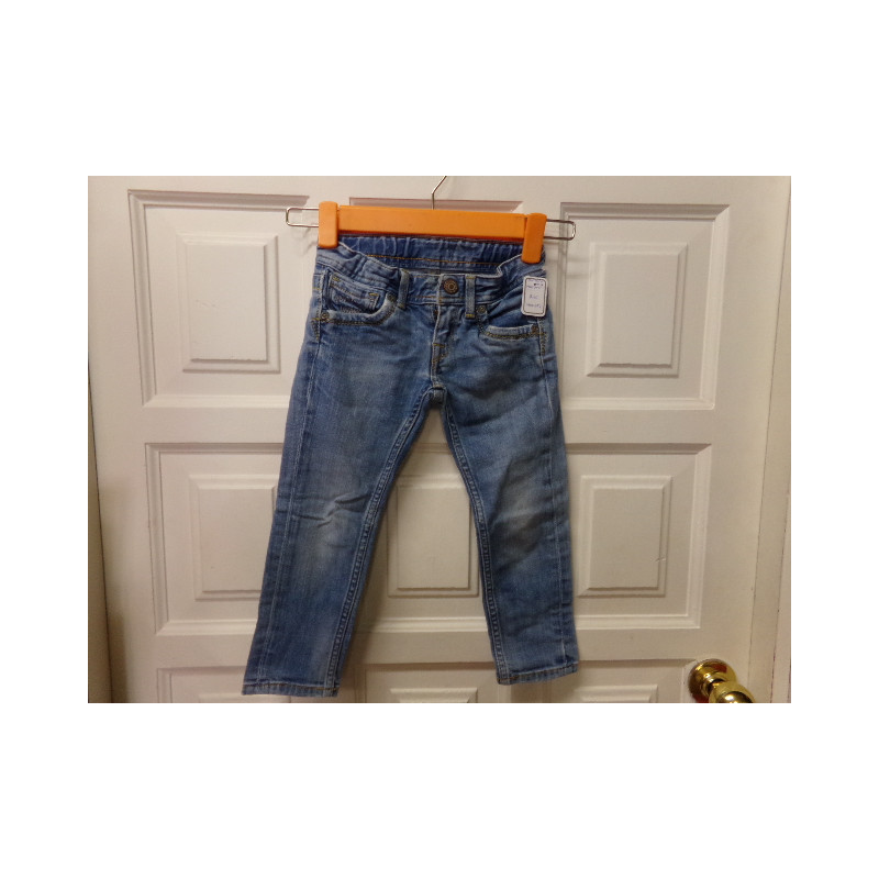 Pantalón vaquero Pepe Jeans 4 años. Segunda mano.