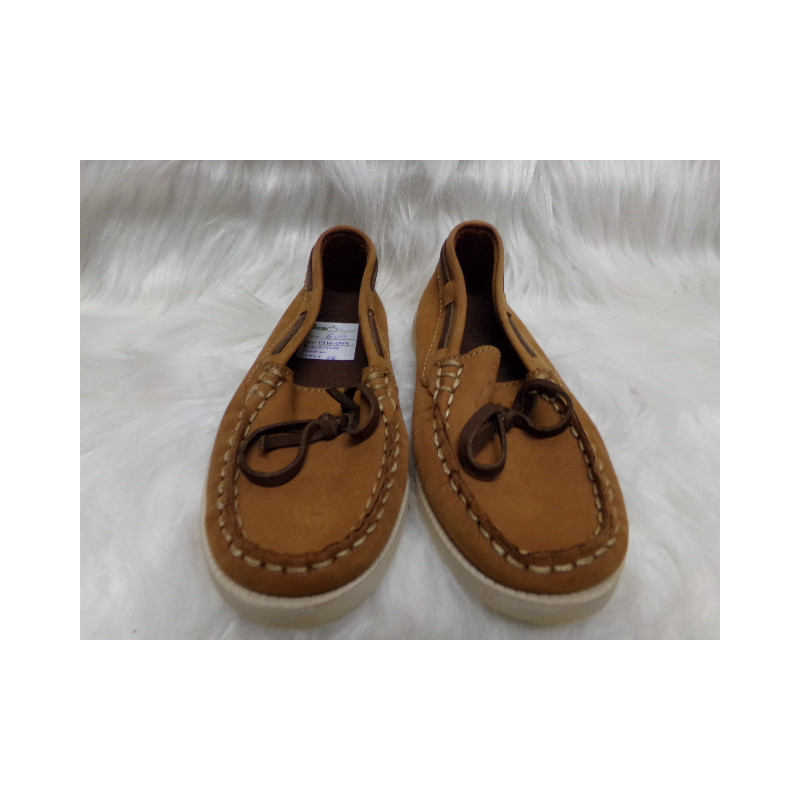 Mocasín marrón Zara  nº 26. Segunda mano.