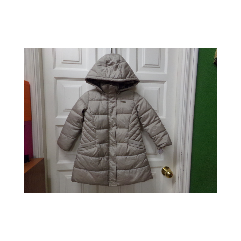 Plumas largo Corte Ingles 4-5 años. Segunda mano.