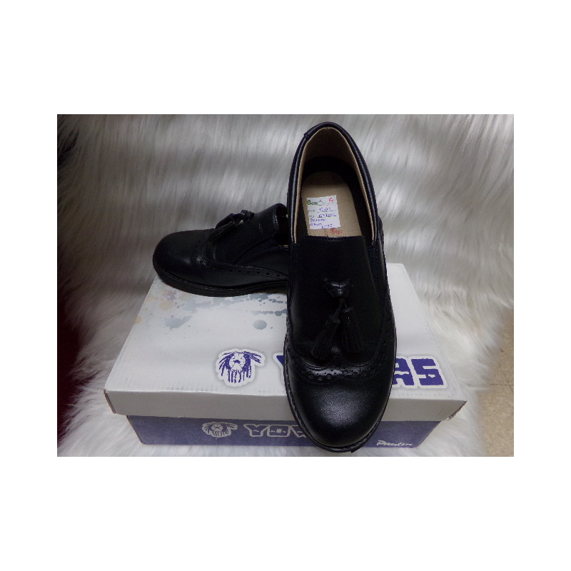 Zapatos azul marino nº 35. Segunda mano.