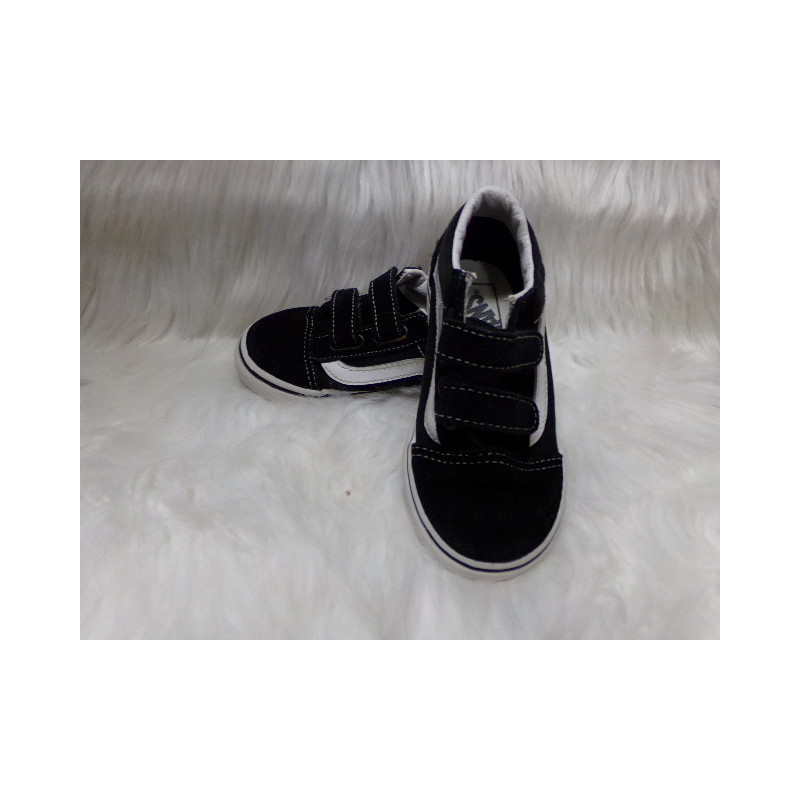 Tenis loneta Vans negras nº 25. Segunda mano.
