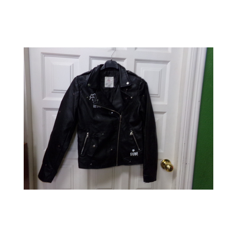 Cazadora polipiel Zara 11-12 años. Segunda mano.