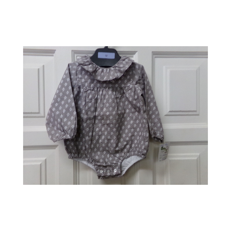 Body camisero 6-9 meses. Segunda mano.