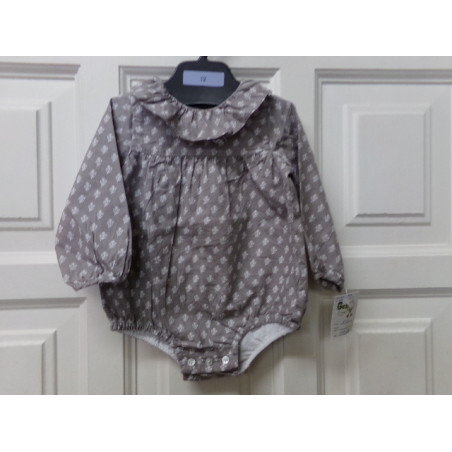 Body camisero 6-9 meses. Segunda mano.