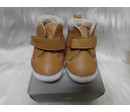 Botita camel forrada nº 21. Segunda mano.