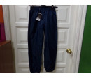 Pantalón de agua 10 años. Sin uso.
