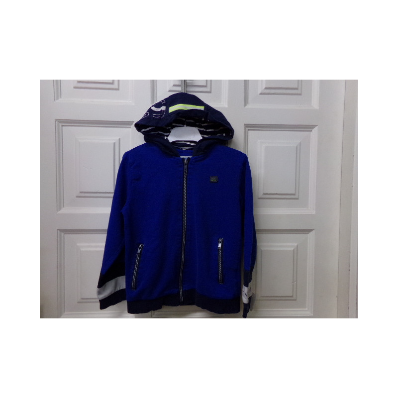 Sudadera Mayoral 6 años. Segunda mano.