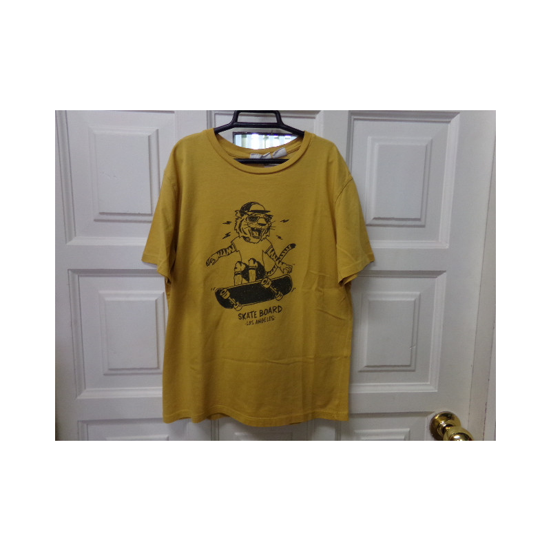 Camiseta Mango 9 años. Segunda mano.
