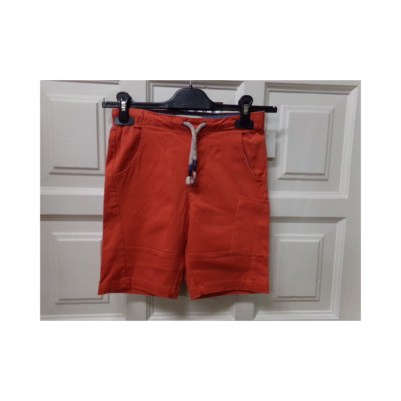 Pantalón corto naranja Mango 8-9 años. Segunda mano.