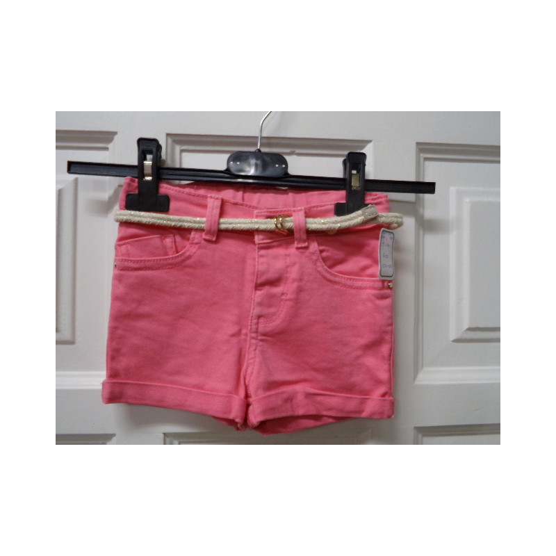 Pantalón corto rosa 2 años. Segunda mano.