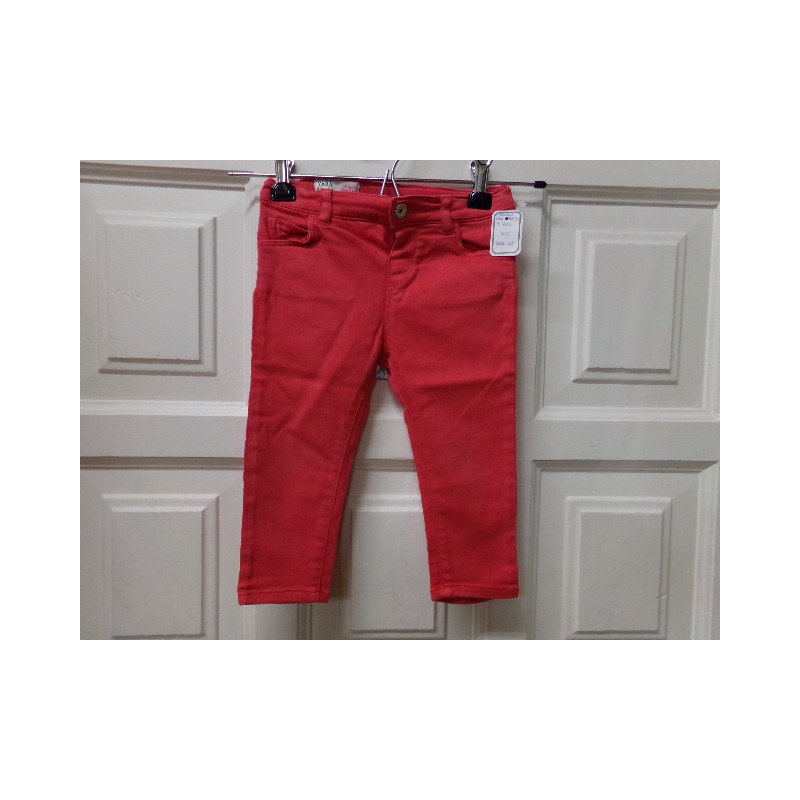 Pantalón fucsia Zara 12-18 meses. Segunda mano.