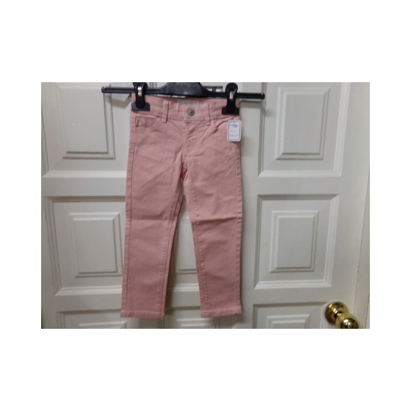 Pantalón vaquero rosa 3 años. Segunda mano.