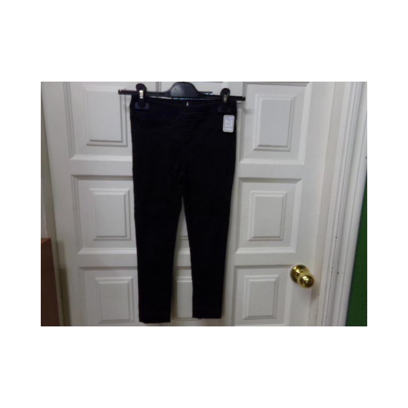 Leggins negro 5-6 años. Segunda mano.