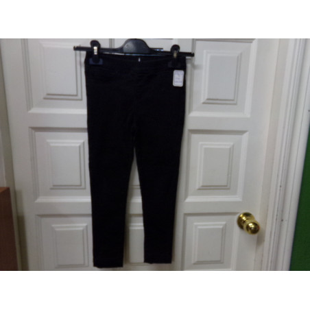 Leggins negro 5-6 años. Segunda mano.