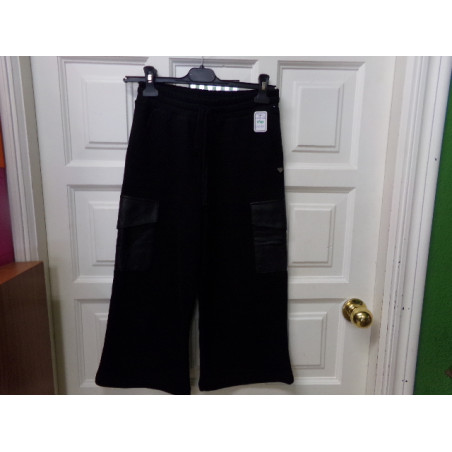 Pantalón negro 12 años. Segunda mano.