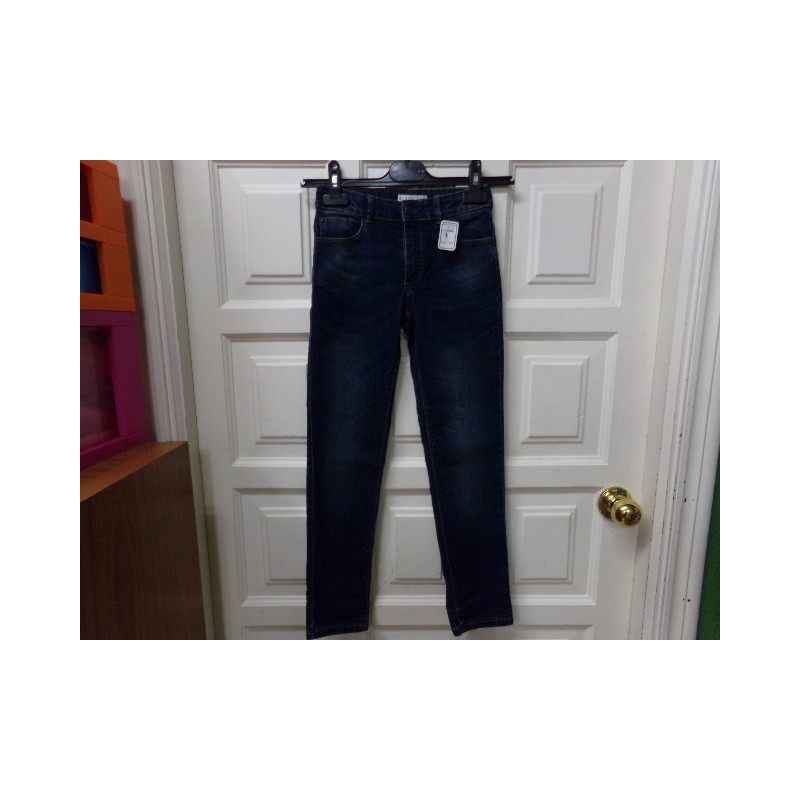 Pantalón vaquero 9 años. Segunda mano.