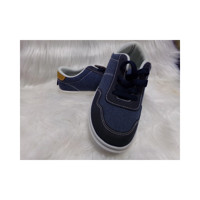 Tenis loneta nº 35. Sin uso.