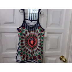 Camiseta Desigual 9-10 años. Segunda mano.