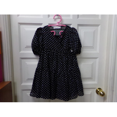 Vestido negro Zara 6 años. Segunda mano.